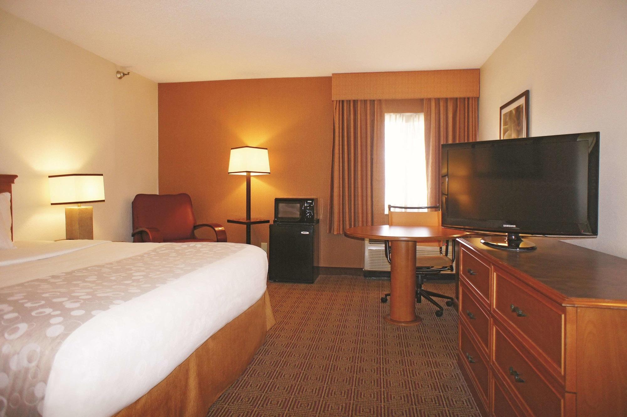 La Quinta Inn By Wyndham Kansas City North North Kansas City Εξωτερικό φωτογραφία